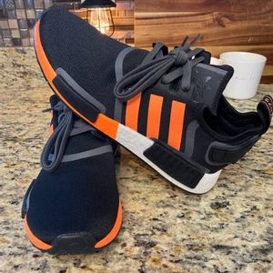 Adidas nmd r1 shoes